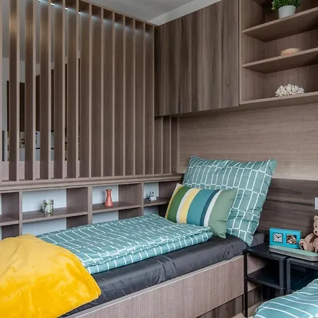 Andy's Perla Apartment Vir